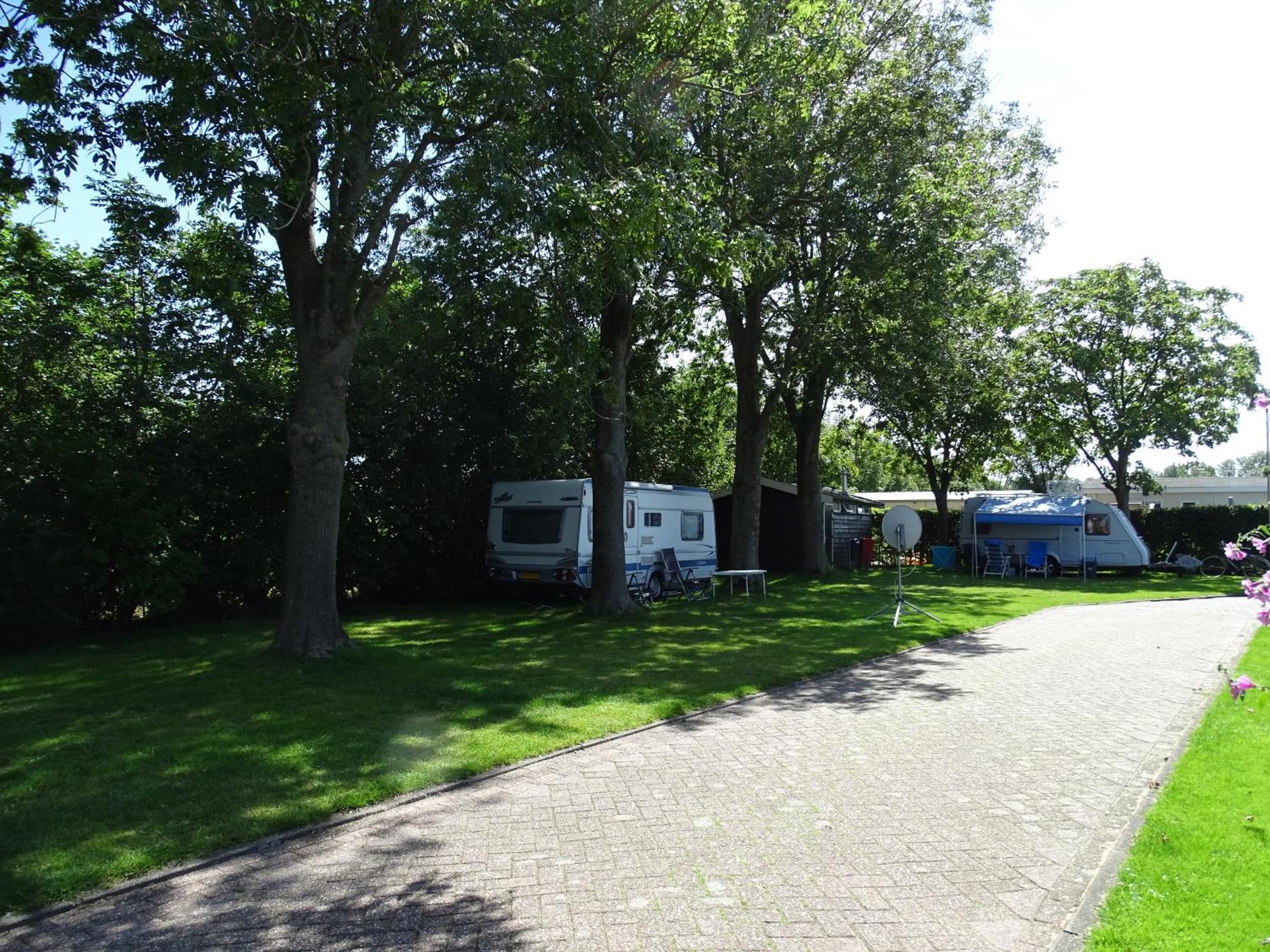 Camping De Hof Van Eeden Hotel Warmond Exterior photo