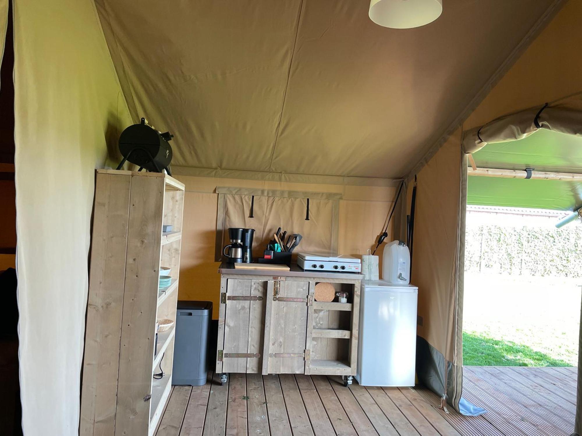 Camping De Hof Van Eeden Hotel Warmond Room photo