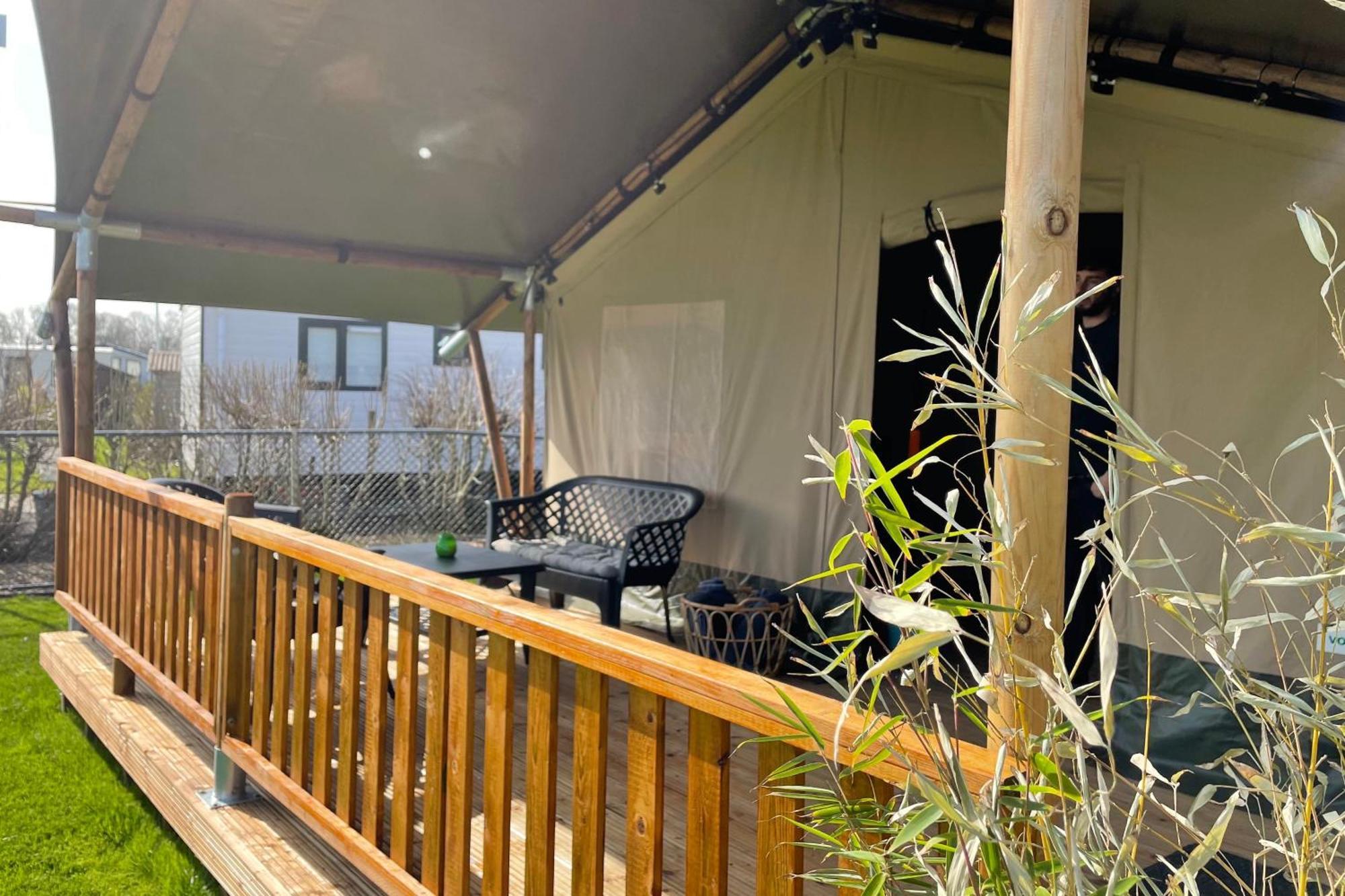 Camping De Hof Van Eeden Hotel Warmond Room photo
